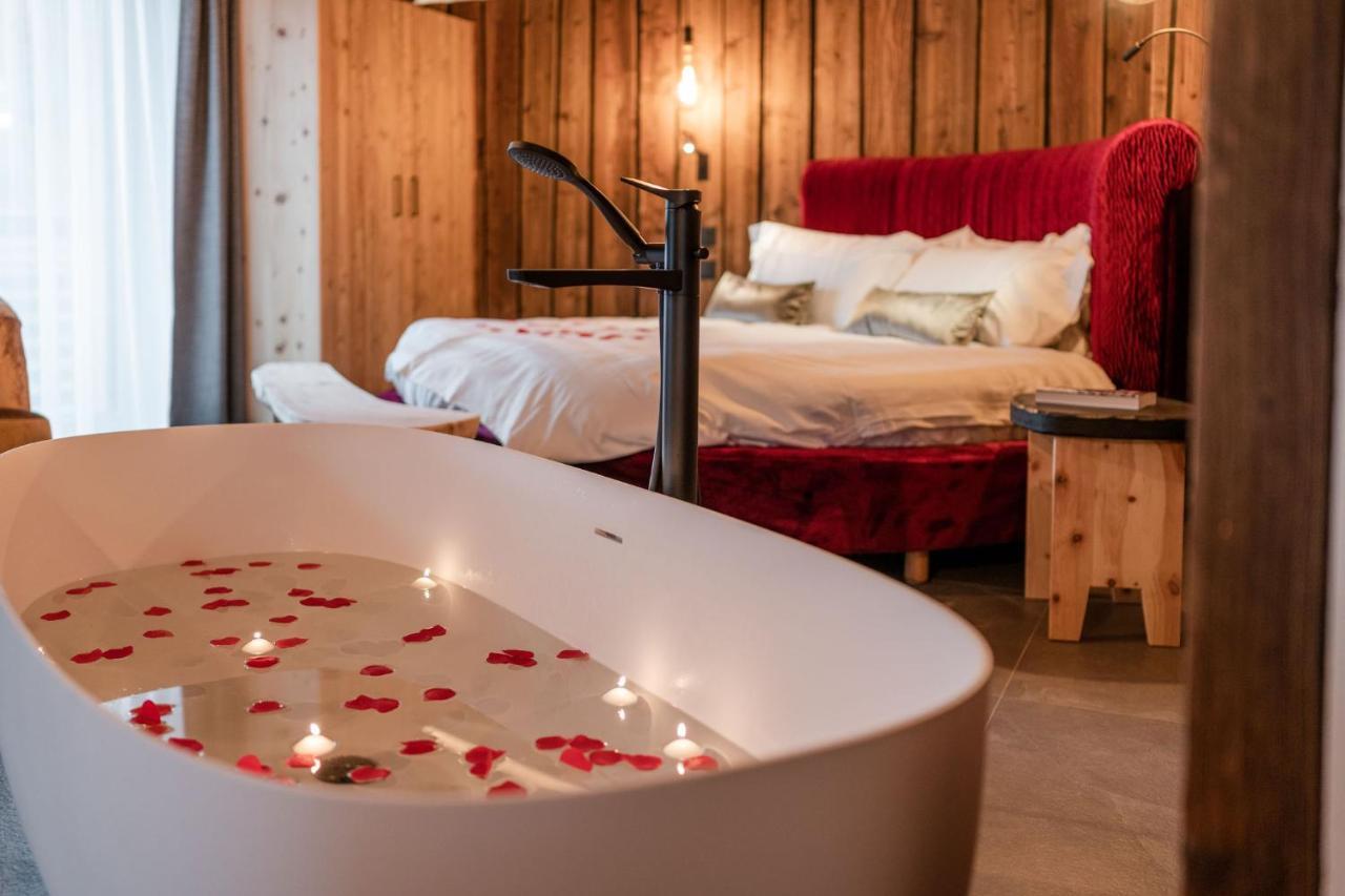 Nidaris - Luxury Private Spa Suites Male Bagian luar foto