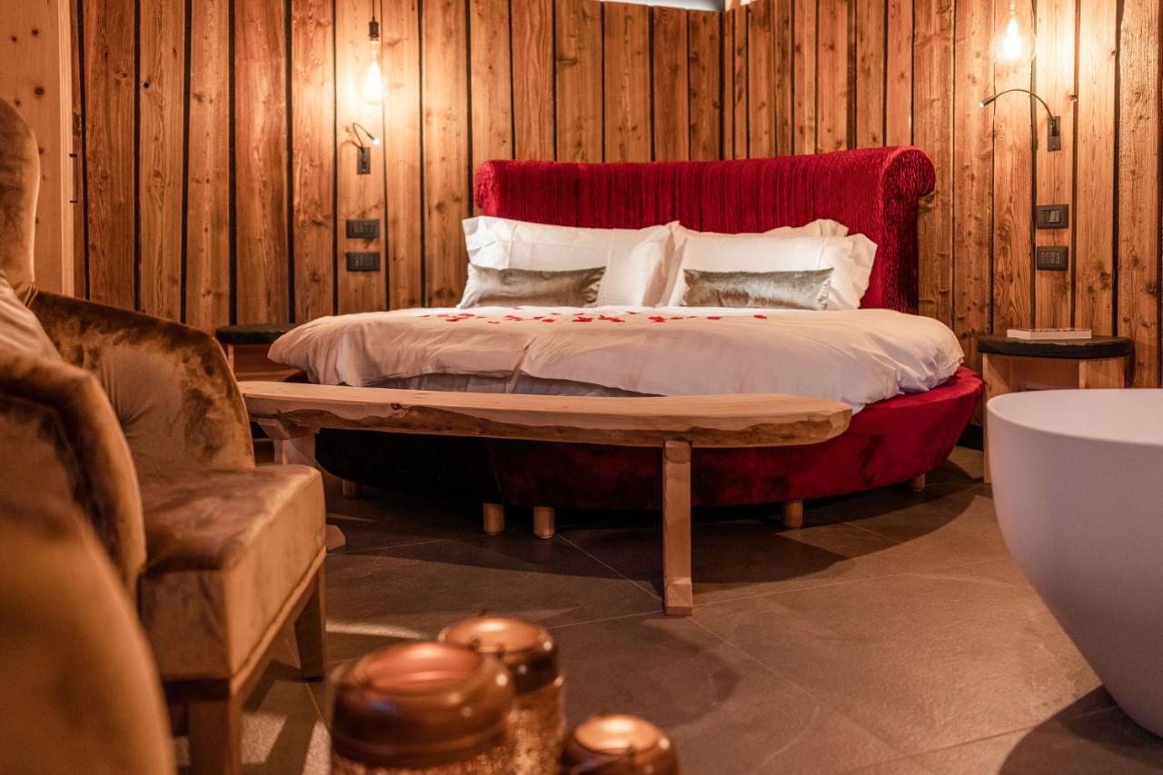 Nidaris - Luxury Private Spa Suites Male Bagian luar foto