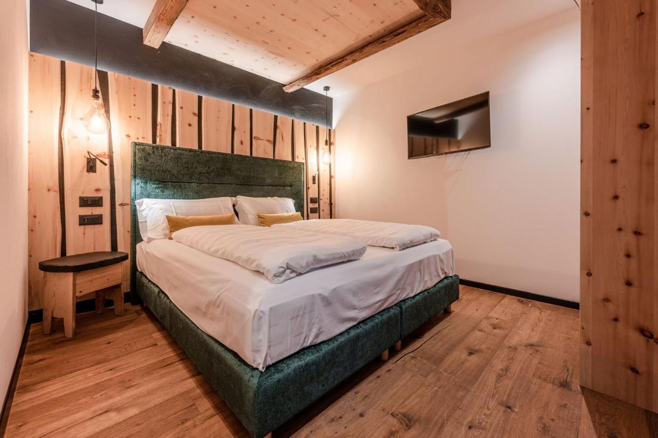 Nidaris - Luxury Private Spa Suites Male Bagian luar foto