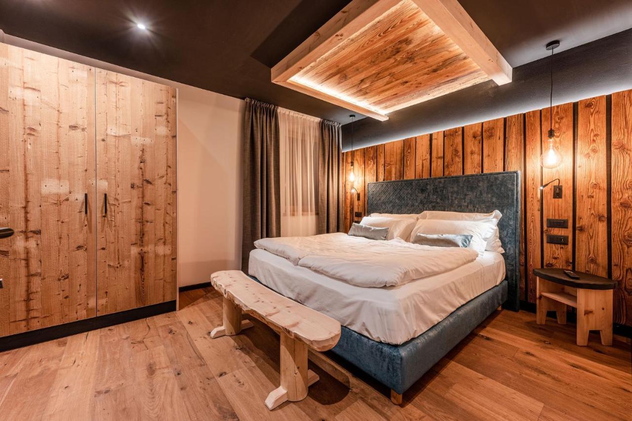Nidaris - Luxury Private Spa Suites Male Bagian luar foto