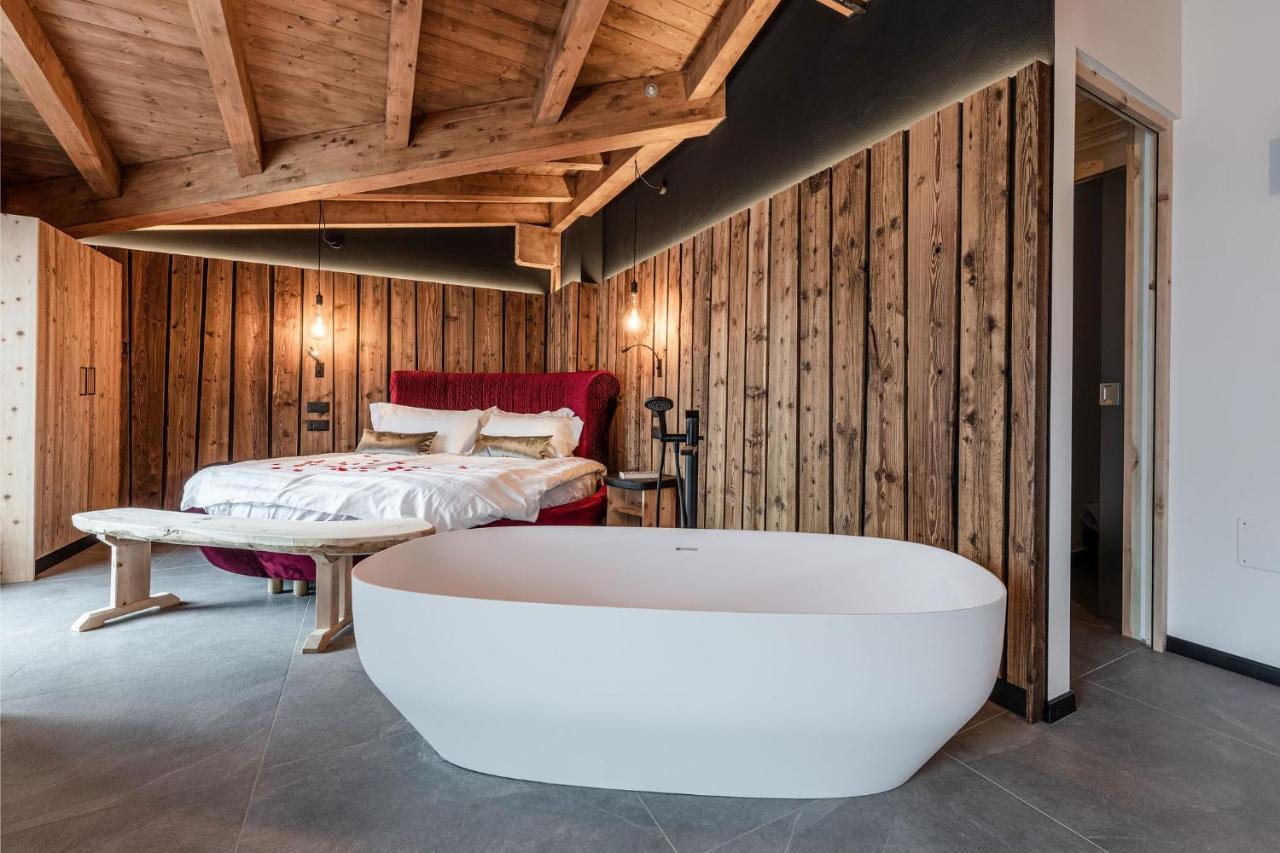 Nidaris - Luxury Private Spa Suites Male Bagian luar foto