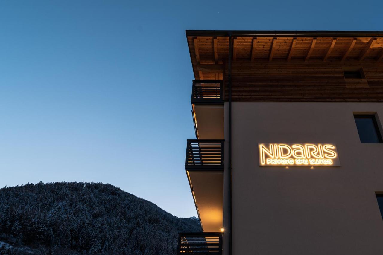 Nidaris - Luxury Private Spa Suites Male Bagian luar foto
